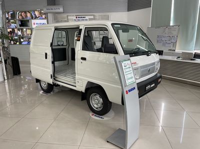 Suzuki Blind Van 580kg khuyến mãi 85 triệu