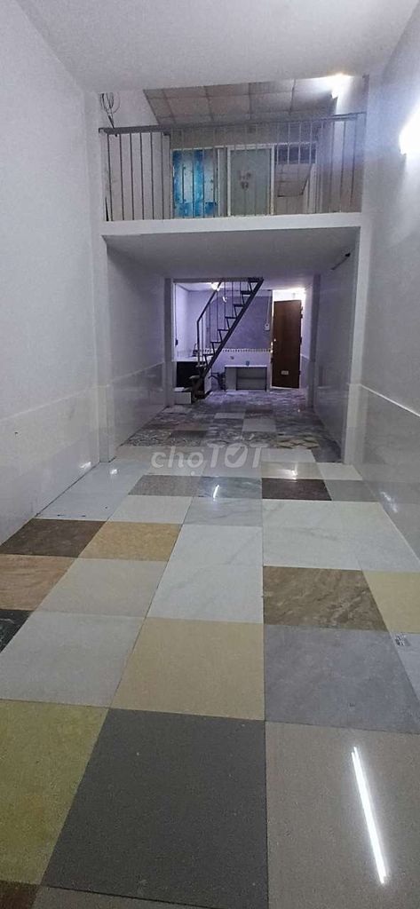 Дом целиком, 3x15 м, 2 спальни, переулок 3 м, То Нгок Ван, кв. 15, Говап
