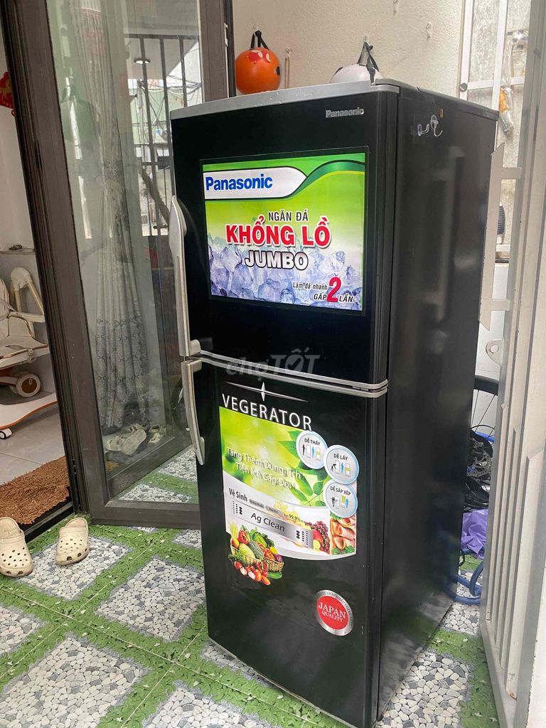 Tủ lạnh Panasonic Đen Nhật Bản ngăn đá Jumbo. Mua bán Tủ lạnh tại Quận Sơn Trà Đà Nẵng được đăng bởi Thọtran hình 1