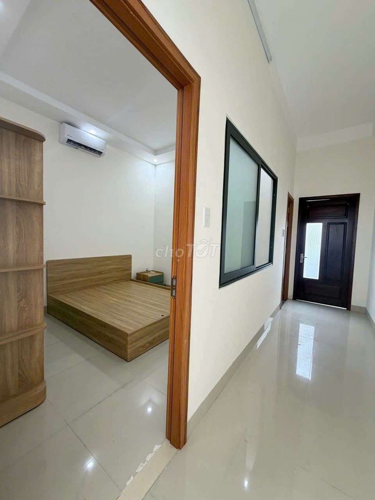 Spacious furnished 5-bedroom house on Trần Thánh Tông — photo 7
