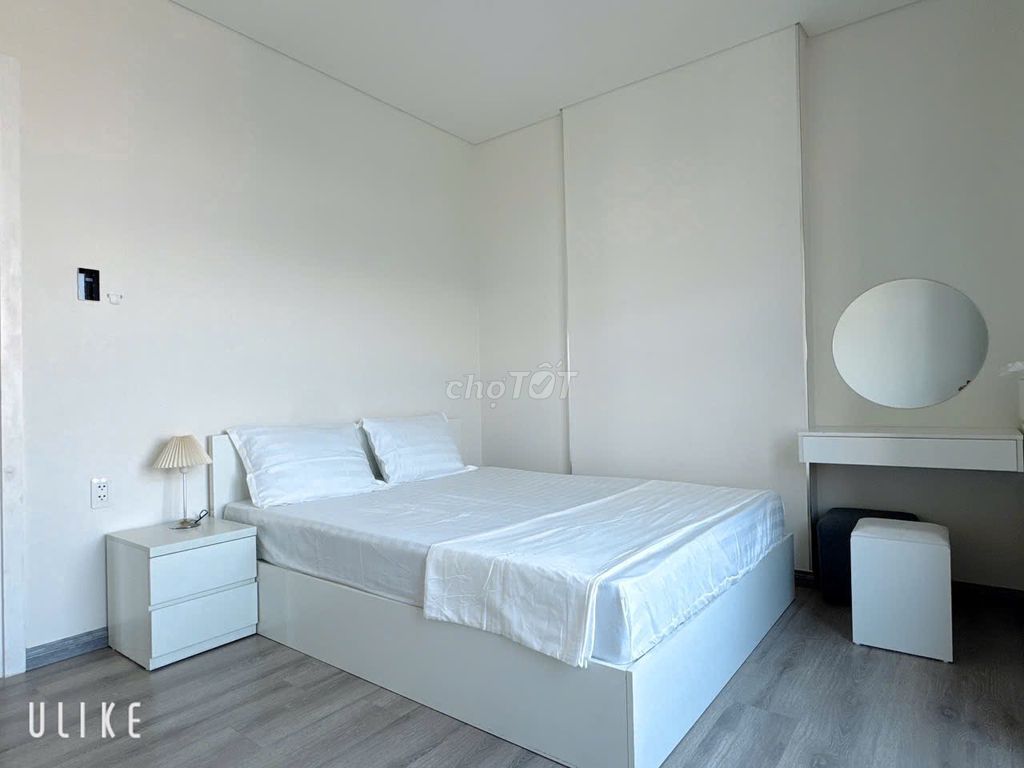 Corner 3-bedroom apartment with Dragon Bridge view — photo 7