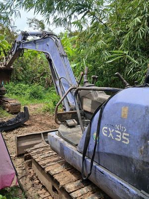 Xe cuốc hitachi. Mua bán Phương tiện khác tại Huyện Châu Thành Tiền Giang được đăng bởi le nguyen phu an