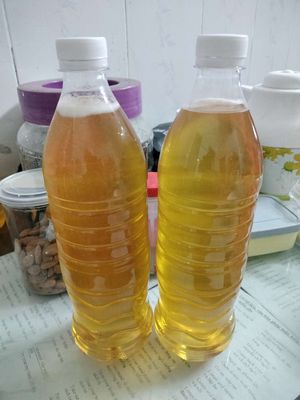 Mật ong chai nhựa màu vàng. Mua bán Đồ ăn, thực phẩm và các loại khác tại Huyện Gia Lộc Hải Dương được đăng bởi Nguyễn Văn Đễ