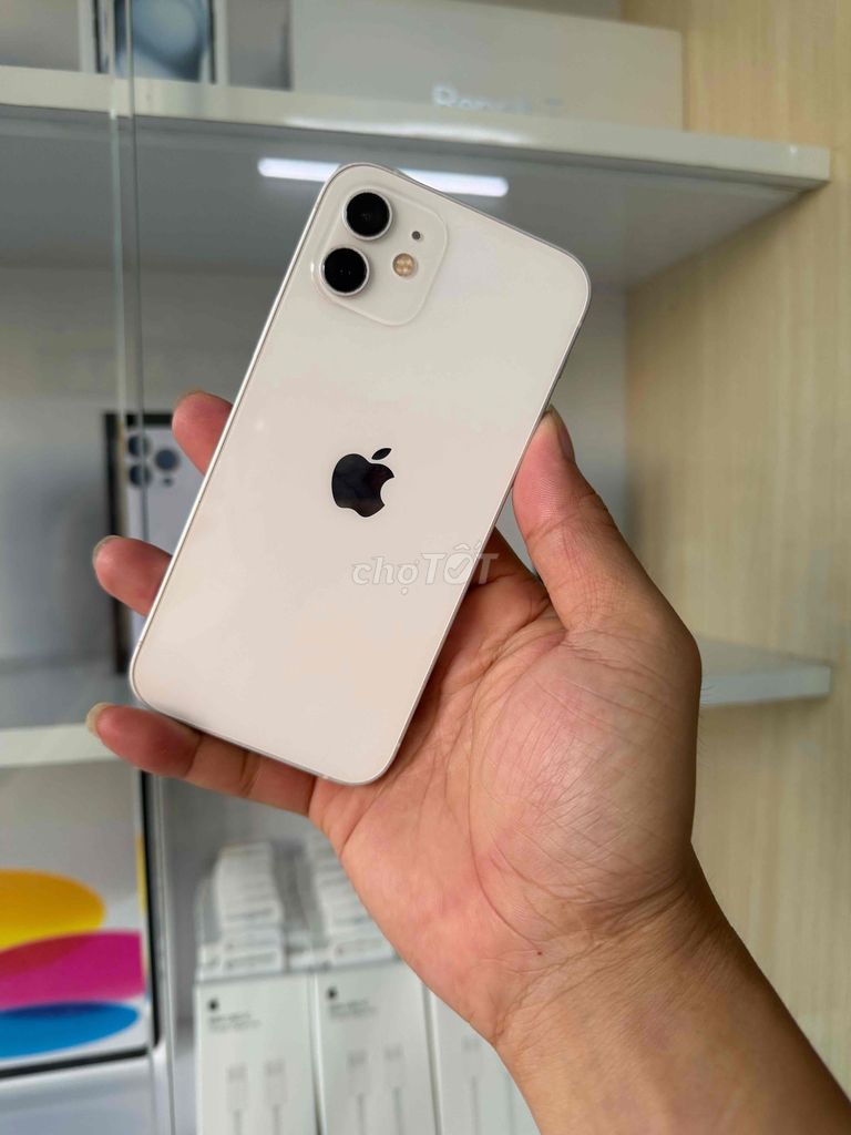 iPhone 12 64GB Trắng VN 2 SIM 98% PIN NEW 100. Mua bán Điện thoại tại Thành phố Cà Mau Cà Mau được đăng bởi NHAN APPLE hình 1