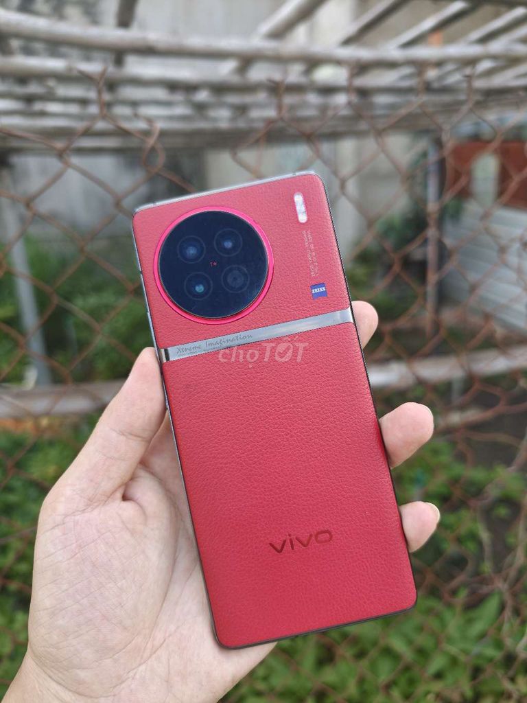 Vivo X90 ram 12-256GB nguyên bản. Mua bán Điện thoại tại Thành phố Thủ Dầu Một Bình Dương được đăng bởi HUNG MOBILE  hình 1