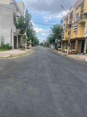Bán Đất Mua xe cho ghệ mới MT Đ. Phan Văn Đối , Bà Điểm Hóc Môn 75m2. Mua bán đất tại Huyện Hóc Môn Tp Hồ Chí Minh được đăng bởi Nguyễn Thành Phát 