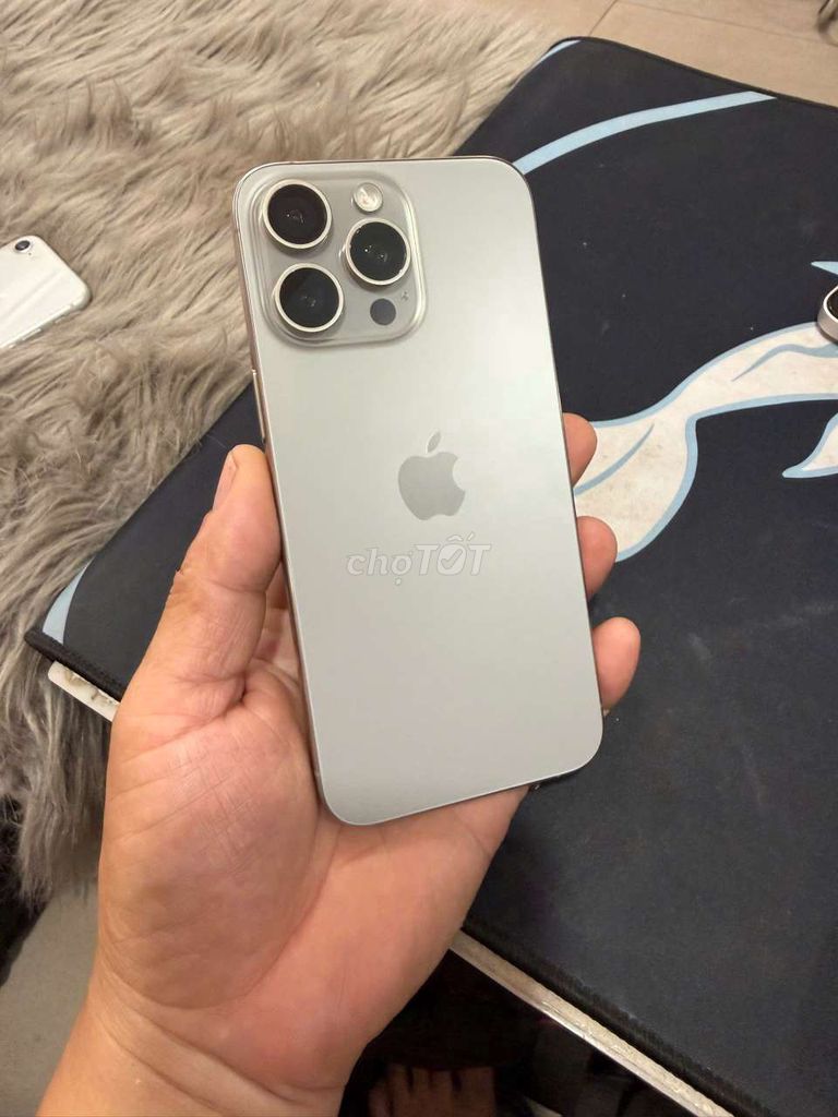 Apple iPhone 15 Pro Max 256GB Titan Mỹ 99%. Mua bán Điện thoại tại Quận Bình Thạnh Tp Hồ Chí Minh được đăng bởi Hoàng Giang hình 1