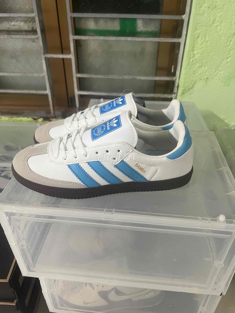 Giày thể thao Adidas Samba sẵn sz 37,38,40,41. Mua bán Giày dép tại Quận Dương Kinh Hải Phòng được đăng bởi Trần Thị Liên hình 1