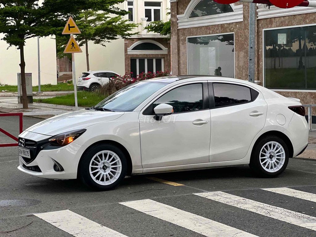 Mazda 2 2018  1.5 AT Sedan - 88000 km. Mua bán Ô tô tại Huyện Vĩnh Cửu Đồng Nai được đăng bởi MR PHÁT OTO LƯỚT hình 3