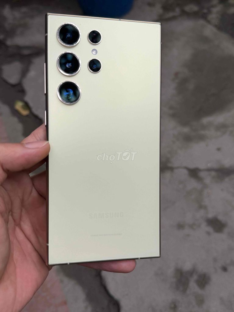 Samsung Galaxy S24 Ultra Vàng. Mua bán Điện thoại tại Quận Hoàng Mai Hà Nội được đăng bởi Nguyễn Văn Bình hình 1