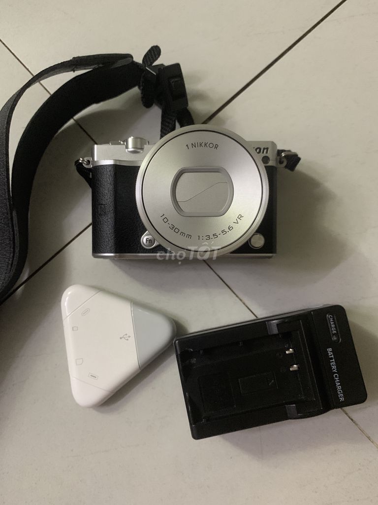 Máy ảnh nikon 1 J5