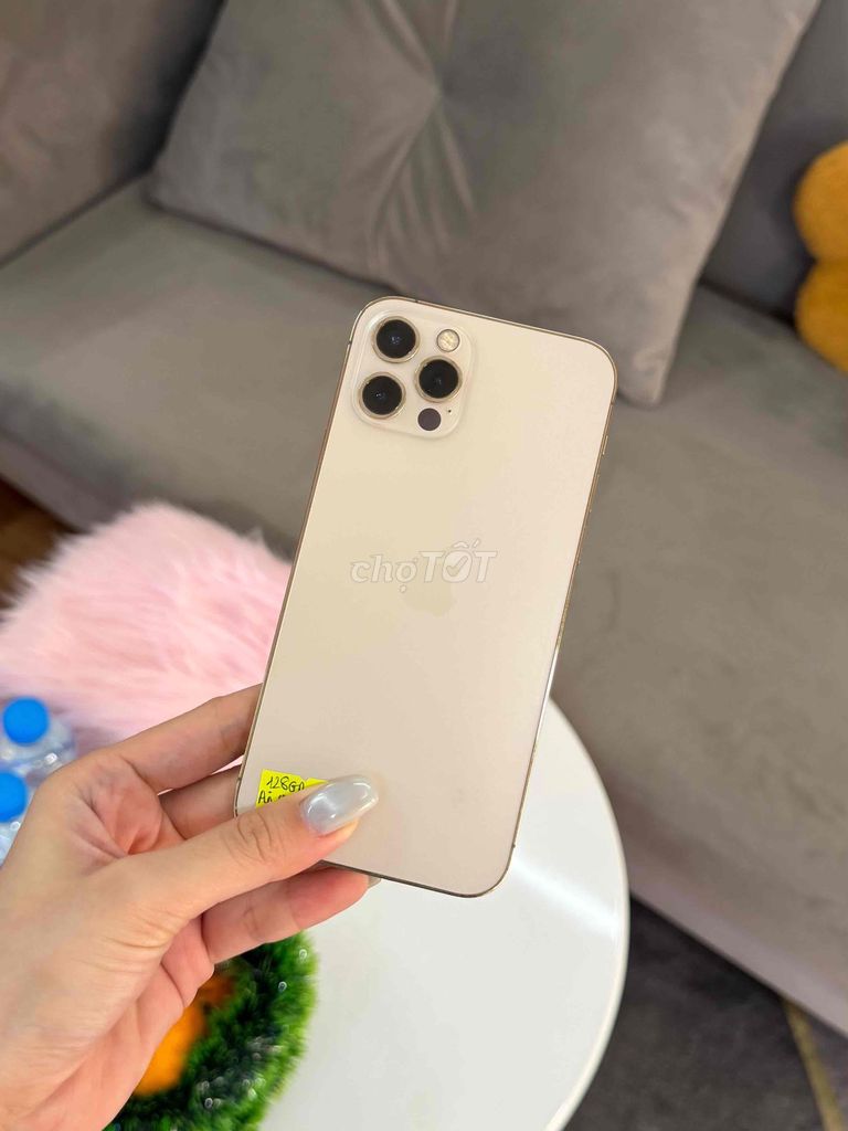Apple iPhone 12 Pro 128GB Vàng LL/A Like New 99%. Mua bán Điện thoại tại Quận 8 Tp Hồ Chí Minh được đăng bởi TRƯỜNG MOBILE  hình 1