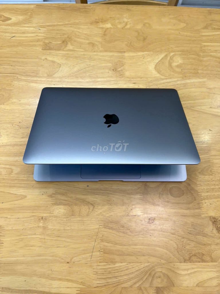 Apple MacBook Air M1 8GB/256GB Xám. Mua bán Laptop tại Thành phố Qui Nhơn Bình Định được đăng bởi NGỌC PHÚC LAPTOPS hình 1