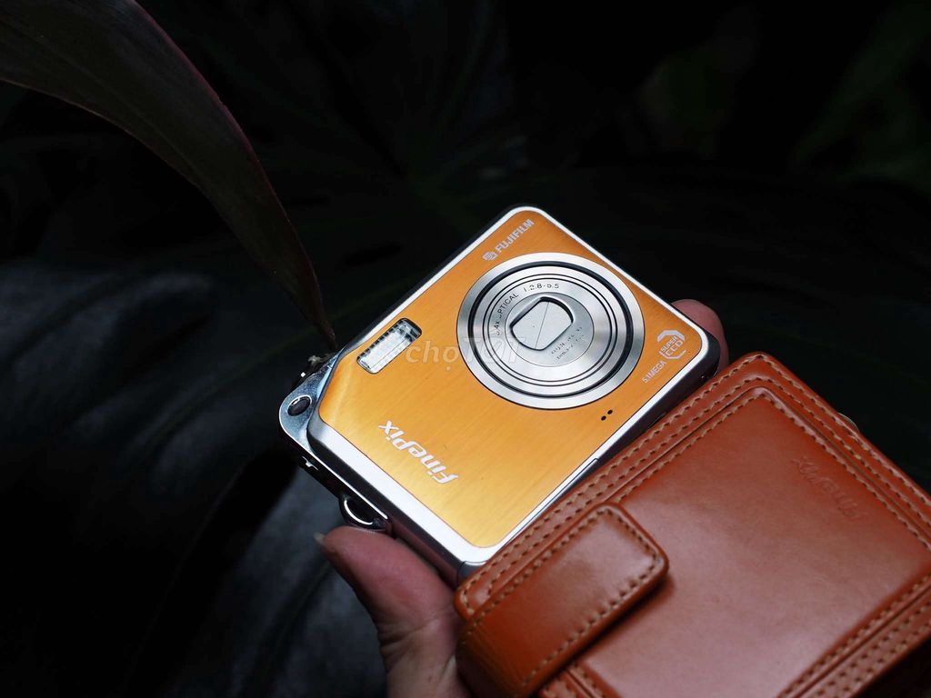 Máy ảnh Fujifilm Finepix V10,Casio TR60 thẻ 1GB. Mua bán Máy ảnh, Máy quay tại Quận 10 Tp Hồ Chí Minh được đăng bởi Đại Phong hình 1