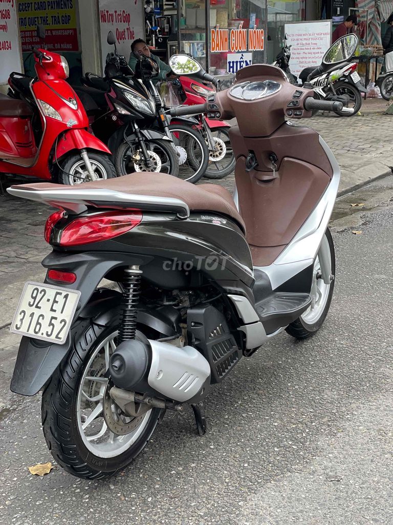 Piaggio Medley I-get 2 thắng ABS. Mua bán Xe máy tại Quận Hải Châu Đà Nẵng được đăng bởi Tuan Nguyen hình 3