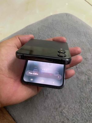 Samsung Galaxy Z Flip 4 chấm đen (có giao lưu)