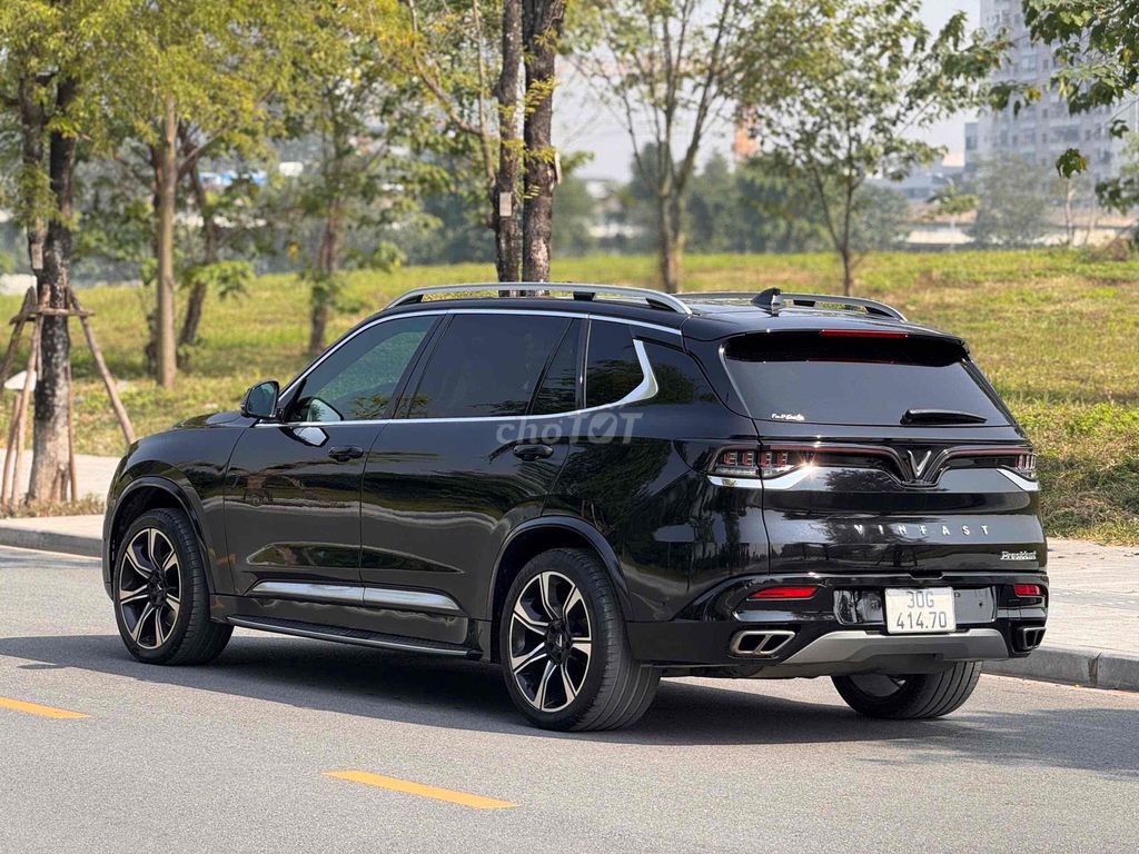 Vinfast President 2020 Đen 69.000 km. Mua bán Ô tô tại Quận Thanh Xuân Hà Nội được đăng bởi Trần Quang Huy hình 17