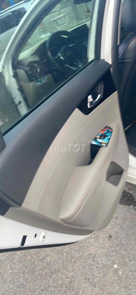 Kia Cerato mẫu mới đăng kí 2019 - 95000 km. Mua bán Ô tô tại Thành phố Dĩ An Bình Dương được đăng bởi Phan văn Độ hình 12