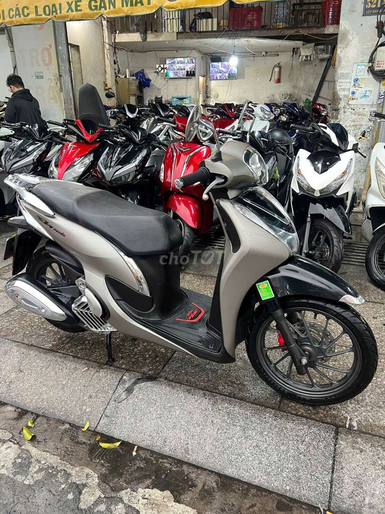 Honda SH Mode ABS 2022 Серый Б/У