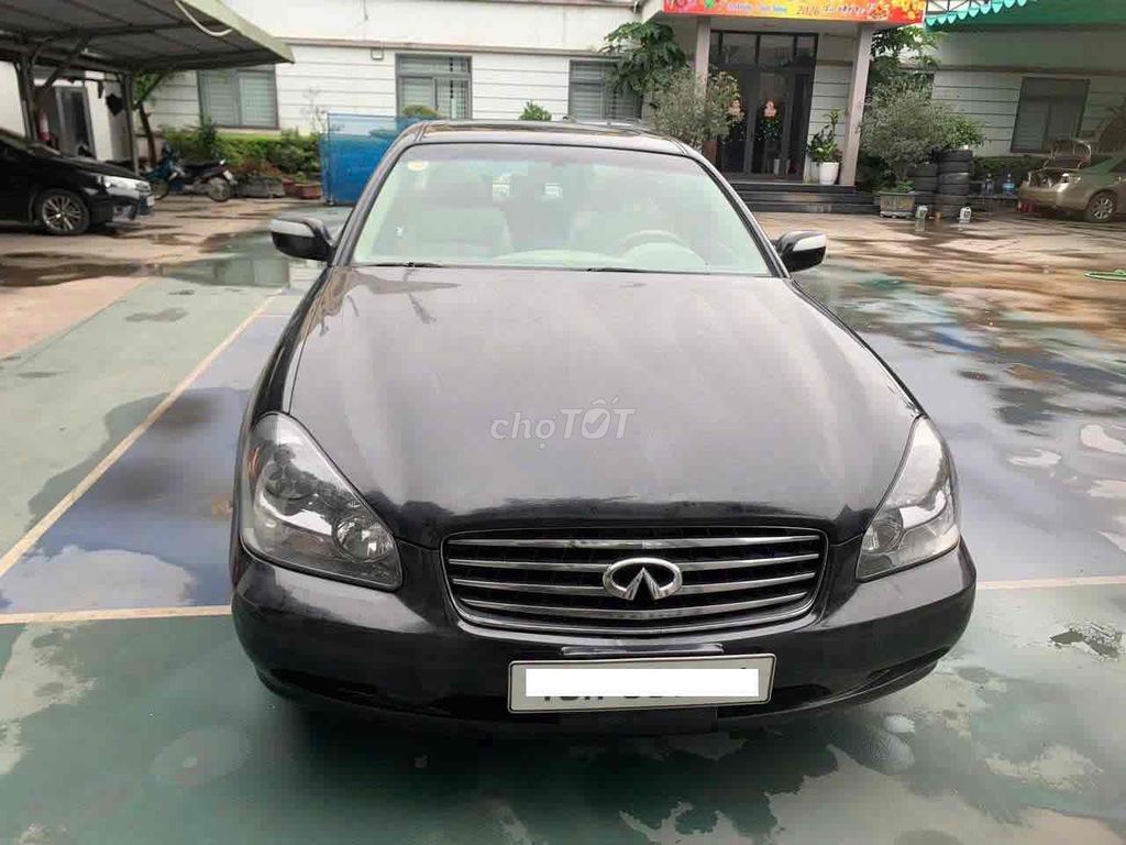 Infiniti Q45, черный, автомат, 5 мест