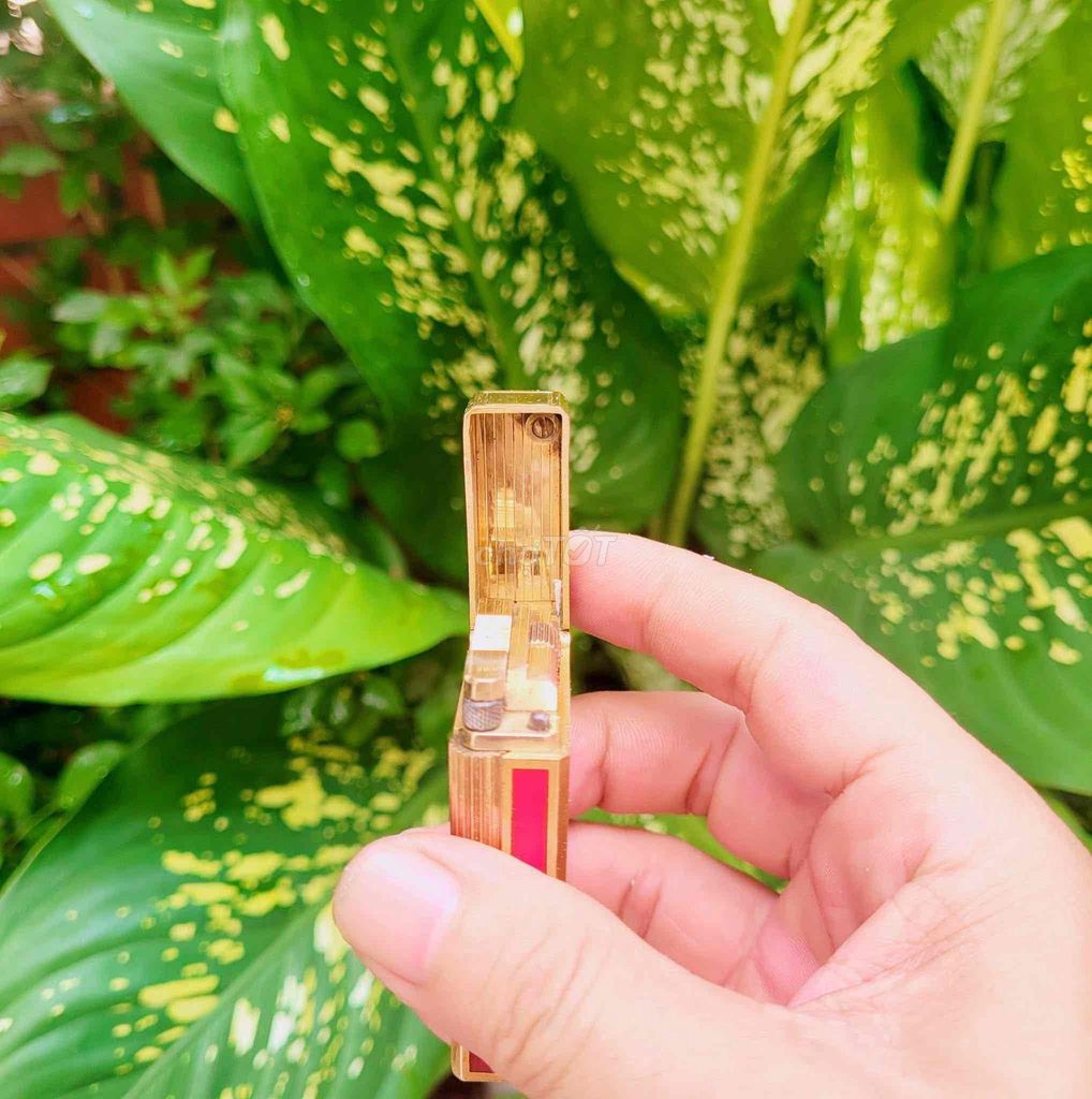 Bật lửa Dupont Line 1 Vàng 24k Sơn mài Đỏ Pháp