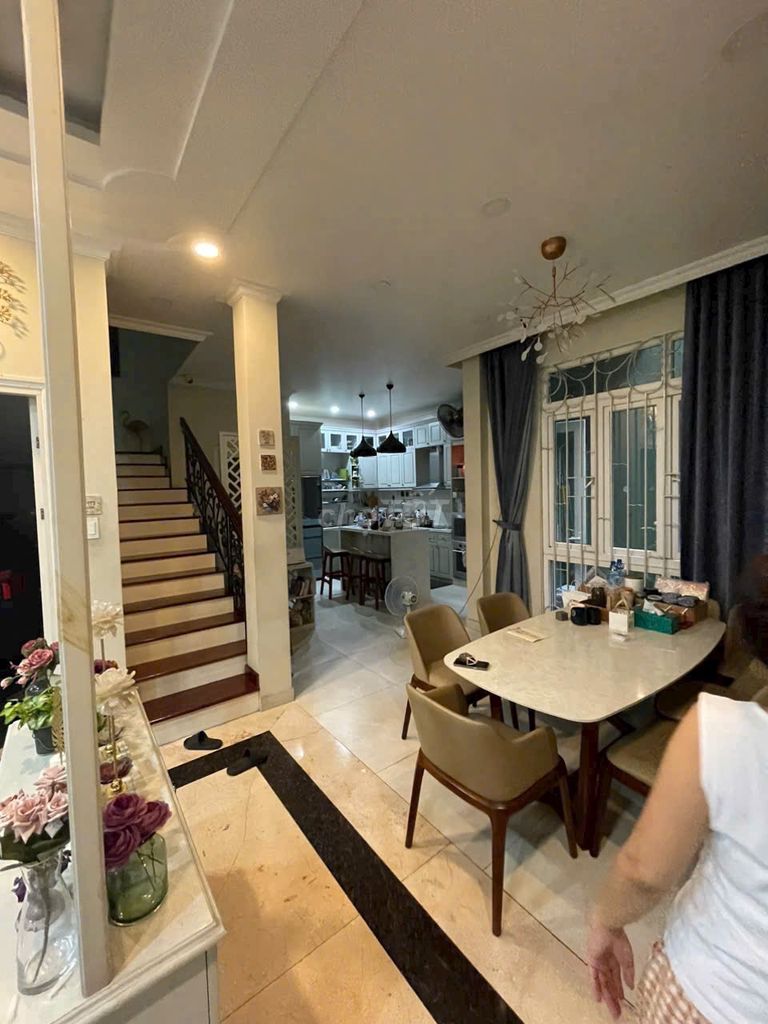BÁN NHÀ ĐẸP – HẺM XE HƠI -NỘI THẤT CAO CẤP🔥 DT 150M2 GIÁ SỐC CHỈ 21TỶ5. Mua bán nhà ở tại Quận Gò Vấp Tp Hồ Chí Minh được đăng bởi Trần Toan hình 3