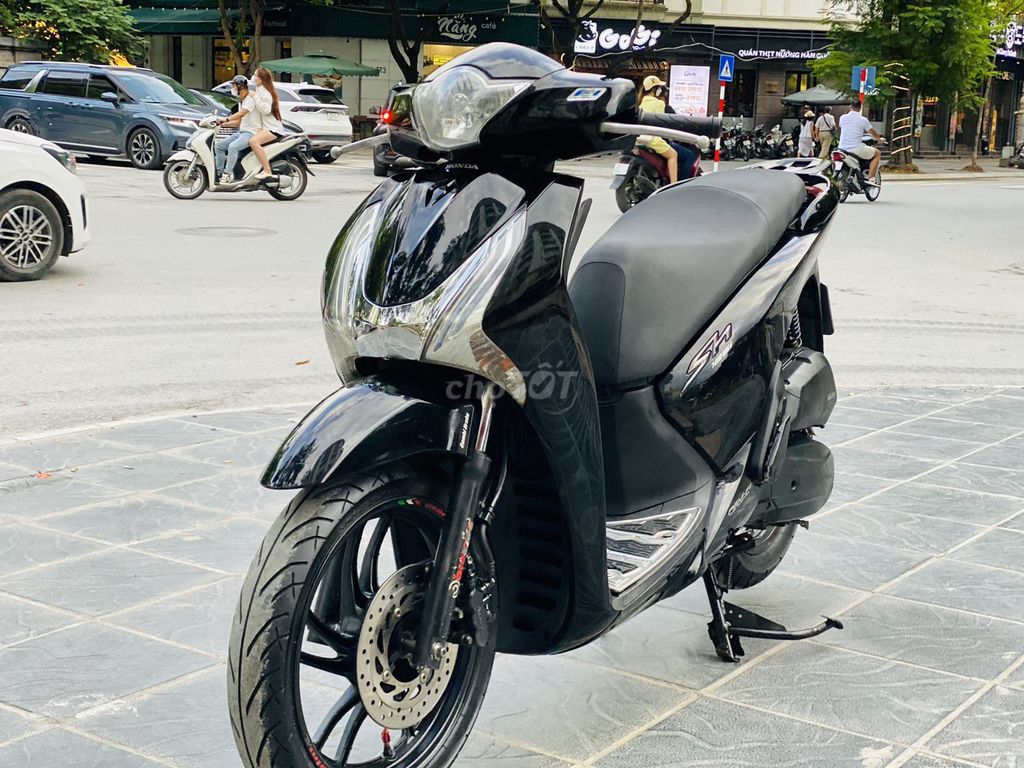 Honda SH Việt 125 Siêu Lướt chính chủ biển 29 2017. Mua bán Xe máy tại Quận Nam Từ Liêm Hà Nội được đăng bởi TÙNG LÂM hình 3
