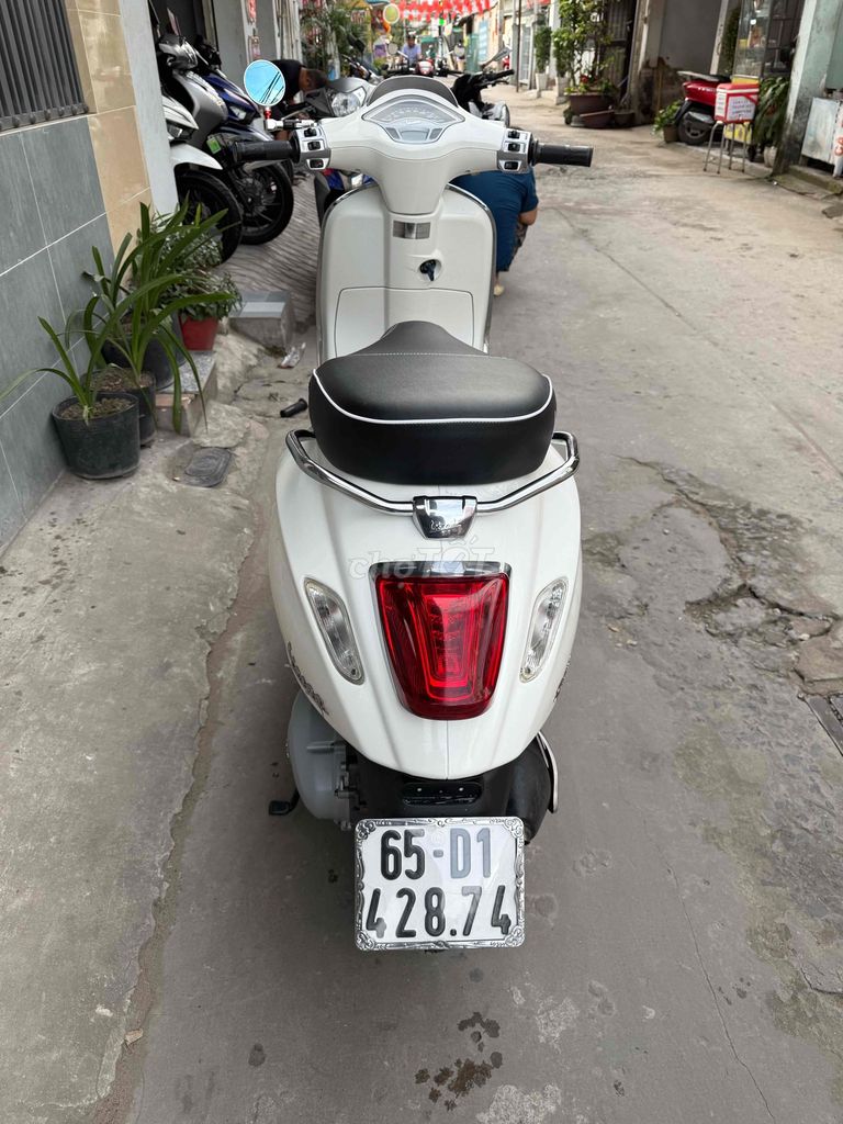 2015 đèn vuon xe đep may zin êm xe đúng chủ. Mua bán Xe máy tại Quận Ninh Kiều Cần Thơ được đăng bởi CHXM Thanh Hồng hẻm 233 hình 3