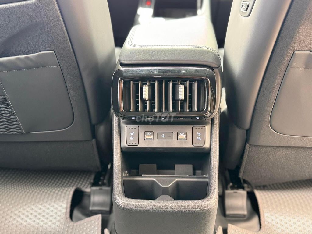 【XE 7CHỖ CỬA LÙA ĐIỆN】HYUNDAI CUSTIN TRẢTRƯỚC 199T. Mua bán Ô tô tại Thành phố Thủ Đức Tp Hồ Chí Minh được đăng bởi HYUNDAI TPHCM hình 9