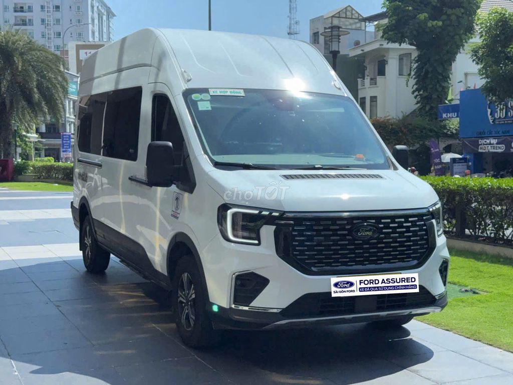 Ford Transit 2025 Premium - 13600 km. Mua bán Ô tô tại Quận 7 Tp Hồ Chí Minh được đăng bởi Trần Hoàng Long hình 3