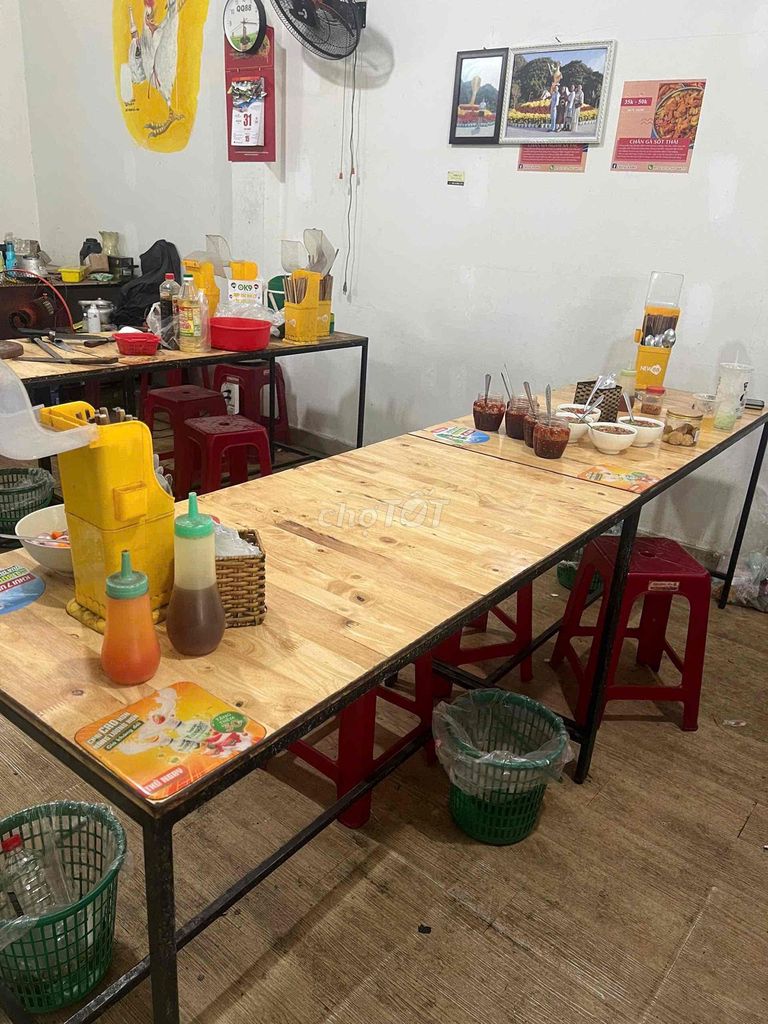 Thanh lý bàn ghế quán ăn. Mua bán Bàn ghế tại Quận Ngũ Hành Sơn Đà Nẵng được đăng bởi Trần Thị Ngọc Lành hình 1