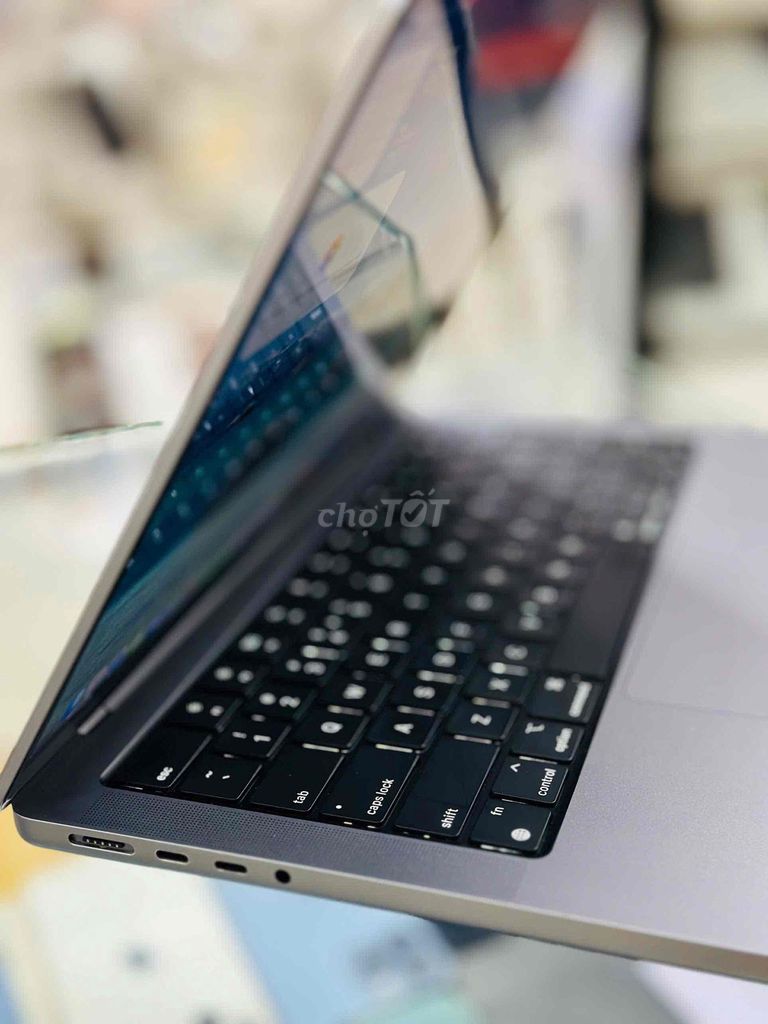 Apple Macbook Pro M1 Pro 14 inch 16GB/512GB. Mua bán Laptop tại Quận 1 Tp Hồ Chí Minh được đăng bởi Tran Quoc Dung hình 1