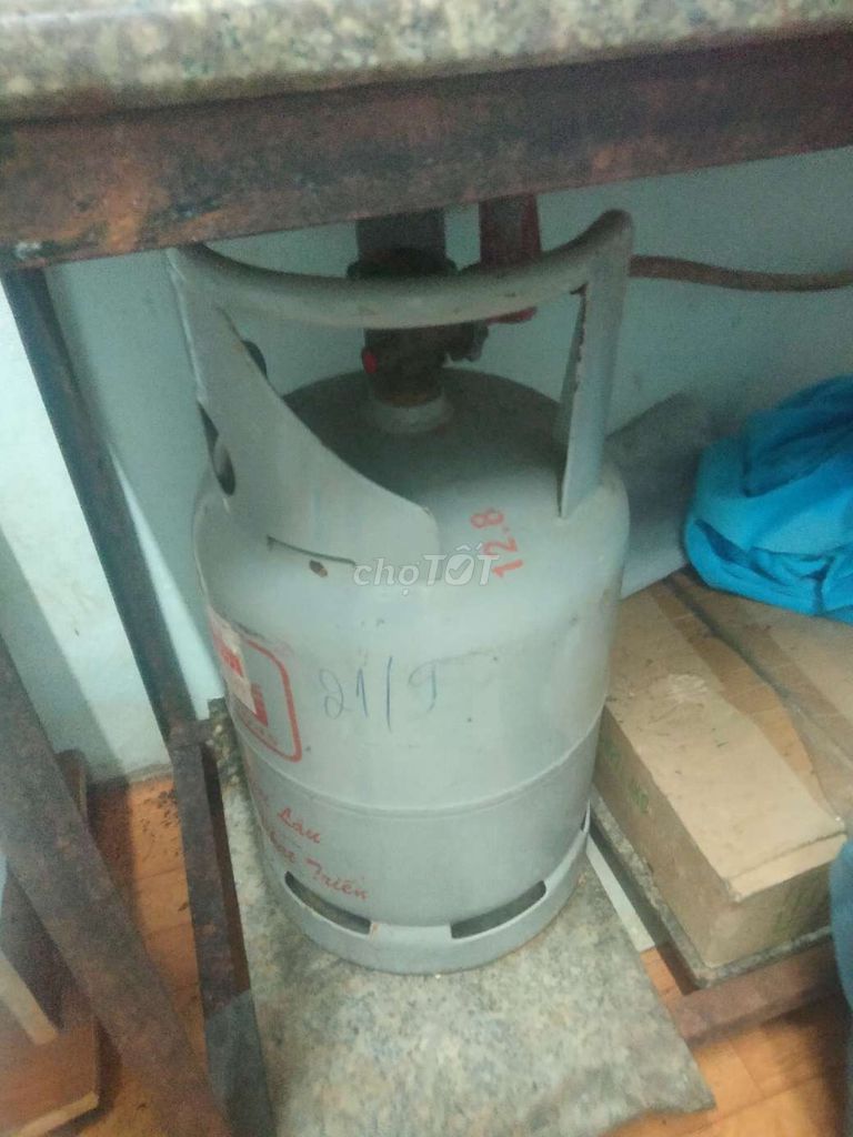 Bán bình ga gần đầy, bếp khè, bếp ga đôi 600k. Mua bán Bếp, lò, đồ điện nhà bếp tại Quận 12 Tp Hồ Chí Minh được đăng bởi Nguyễn Đắc Thưởng hình 1