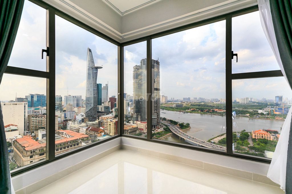 SAIGON ROYAL Quận 4 || Cần cho thuê Căn 117m2, 3PN, 2WC, Full nội thất