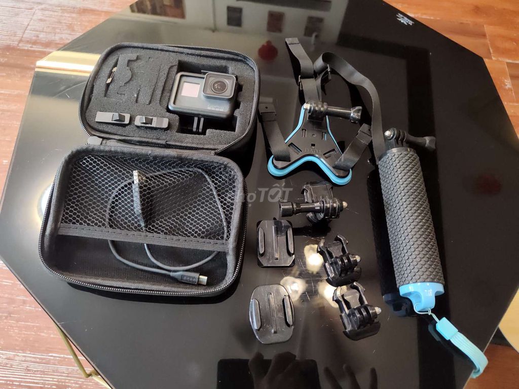 Máy quay hành động GoPro Hero 5 Black. Mua bán Máy ảnh, Máy quay tại Quận Tân Bình Tp Hồ Chí Minh được đăng bởi Nguyễn Văn Cường hình 1