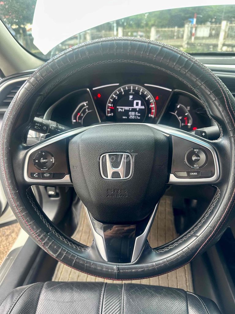 Honda Civic 2018 1.8 E - 200000 km. Mua bán Ô tô tại Thành phố Bảo Lộc Lâm Đồng được đăng bởi Trần hữu Nghĩa hình 11