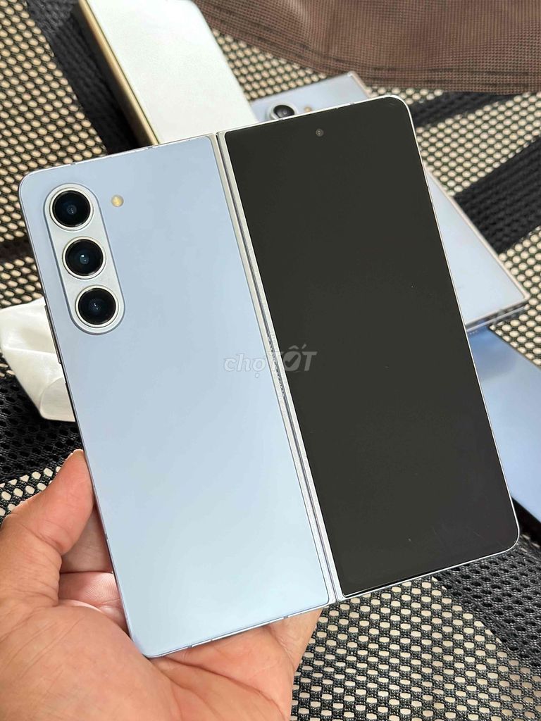 Samsung Galaxy Z Fold 5 bản VN 512GB. Mua bán Điện thoại tại Quận 5 Tp Hồ Chí Minh được đăng bởi Gia Bảo hình 1