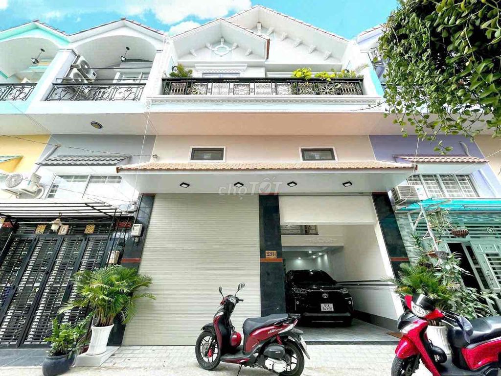 BÁN NHÀ HẺM XE HƠI 2221 HUỲNH TẤN PHÁT- THỊ TRẤN NHÀ BÈ.