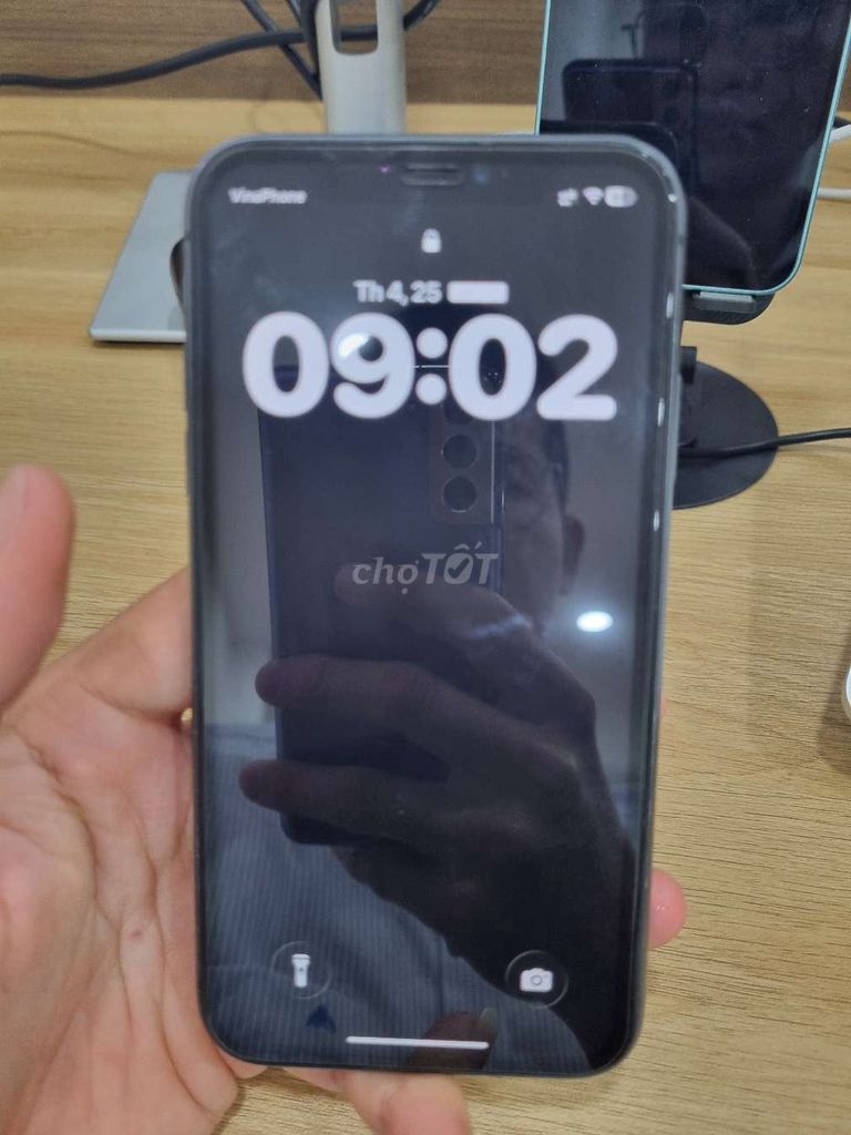 Apple iPhone 11 128GB Đen. Mua bán Điện thoại tại Quận 12 Tp Hồ Chí Minh được đăng bởi Lê Ngọc Phúc hình 1