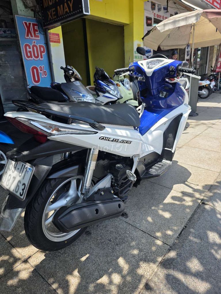 Honda Air Blade 2012 Trắng Xanh