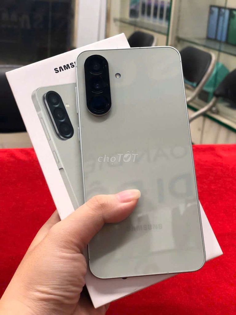 Galaxy A56 5G full box 8/128G Bh 10/2026. Mua bán Điện thoại tại Quận 7 Tp Hồ Chí Minh được đăng bởi Diamond Nguyễn Huy hình 1