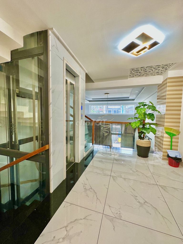 Biệt Thự mini siêu đẹp Tân Phú , 5 lầu . thang máy, 6PN , chỉ 11.5 tỷ