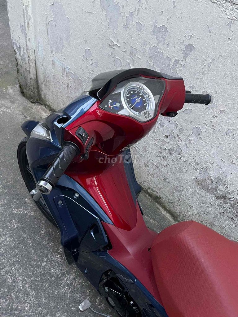 Honda Future 2018 fi chính chủ máy zin. Mua bán Xe máy tại Thành phố Thủ Đức Tp Hồ Chí Minh được đăng bởi Lê Hạnh hình 3