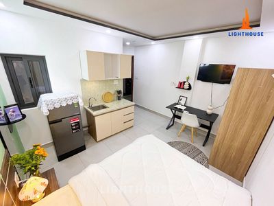 STUDIO FULL NT- THANG MÁY, BẢO VỆ NGAY ĐH BÁCH KHOA- KINH TẾ MẤT 5P