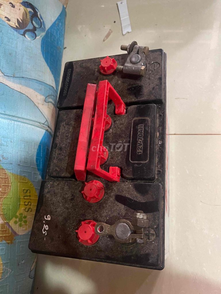 bình acquy 12v70 mới gắn nổ máy đúng 1 lần. Mua bán Phụ tùng xe tại Huyện Châu Đức Bà Rịa - Vũng Tàu được đăng bởi Dung hình 3