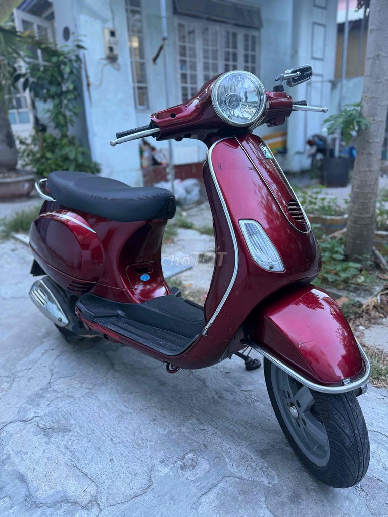 💕Vespa 150cc biển43, máy zin êm.. Mua bán Xe máy tại Quận Thanh Khê Đà Nẵng được đăng bởi Nhan Nguyen hình 2