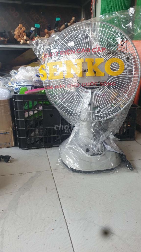 Quạt điện Senko Trắng Mới. Mua bán Quạt tại Quận Liên Chiểu Đà Nẵng được đăng bởi Thuỷ hình 1