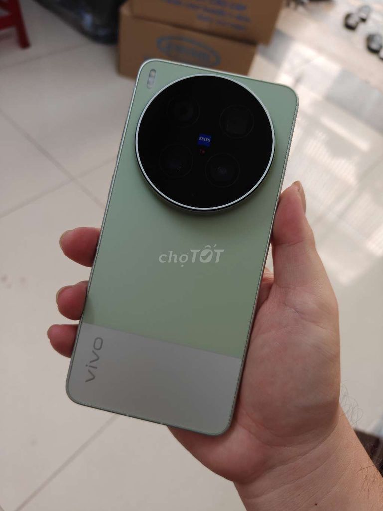Vivo X300 Ultra(12/256)xanh likenew fullbox có gl. Mua bán Điện thoại tại Quận 5 Tp Hồ Chí Minh được đăng bởi Strawberry Táo hình 1