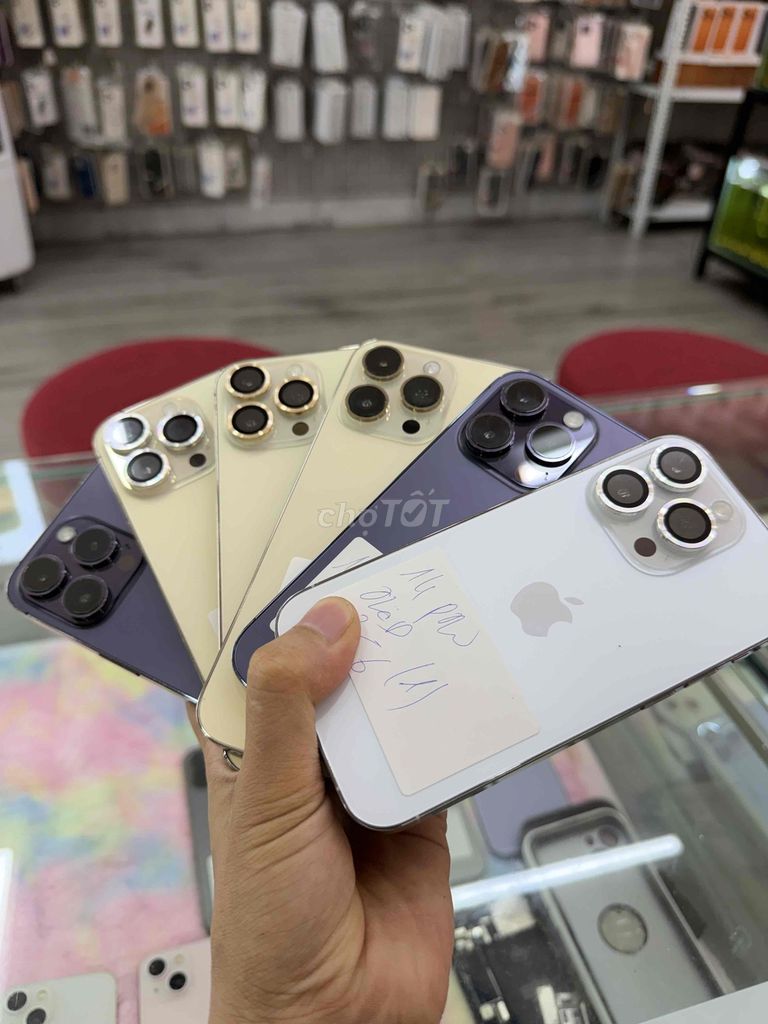 Apple iPhone 14 Pro QuốcTế nhiều màu. Mua bán Điện thoại tại Quận Hải Châu Đà Nẵng được đăng bởi Hoàng Táo 273 Nguyễn Hoàng Đà Nẵng hình 1