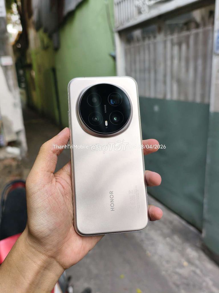 Honor Magic 8 Pro Gold 16/1TB Quốc Tế kèm sạc zin. Mua bán Điện thoại tại Quận Gò Vấp Tp Hồ Chí Minh được đăng bởi Thanh Tri hình 1